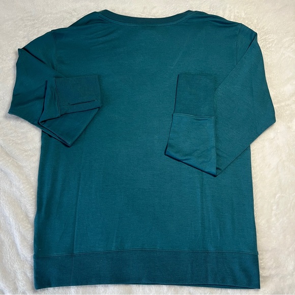 Athleta Women M Sunrise Teal Neck Long Sleeve Thumb Hole Soft Sweatshirt NWOT - Picture 3 of 9
